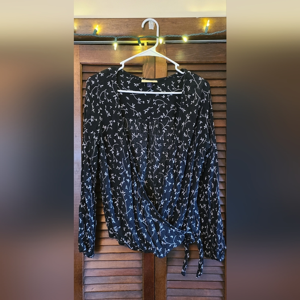 Women's Black with white floral shirt